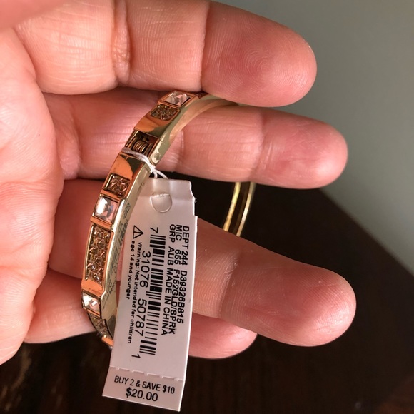 Bangle bracelet - Picture 6 of 8